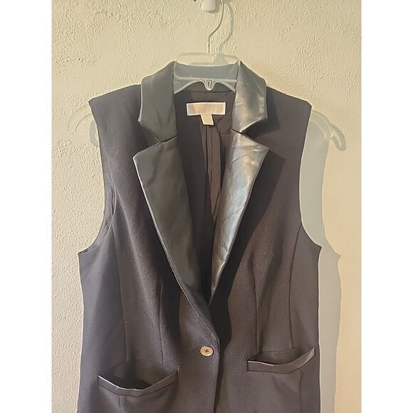 Michael Kors Sleeveless Vest Jacket 1 Button Black Faux Leather Small - Picture 2 of 6